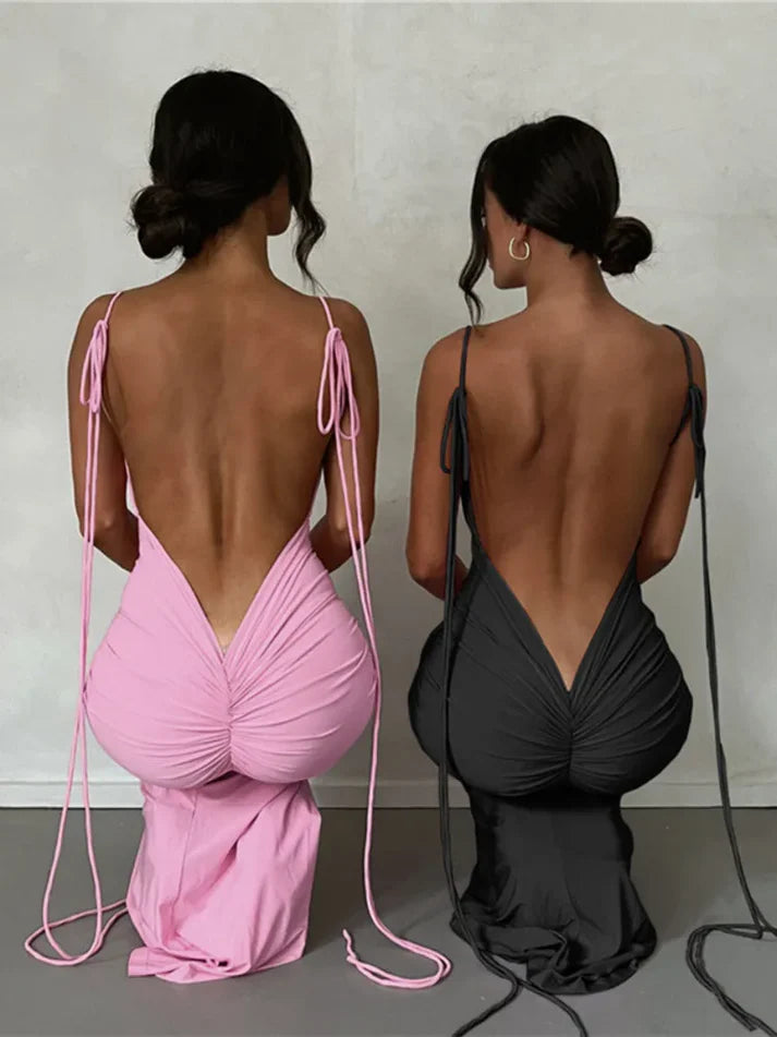 Model wearing Elli Maxi Dress – sleek stretch sheath summer maxi dress by Santori The Label.
