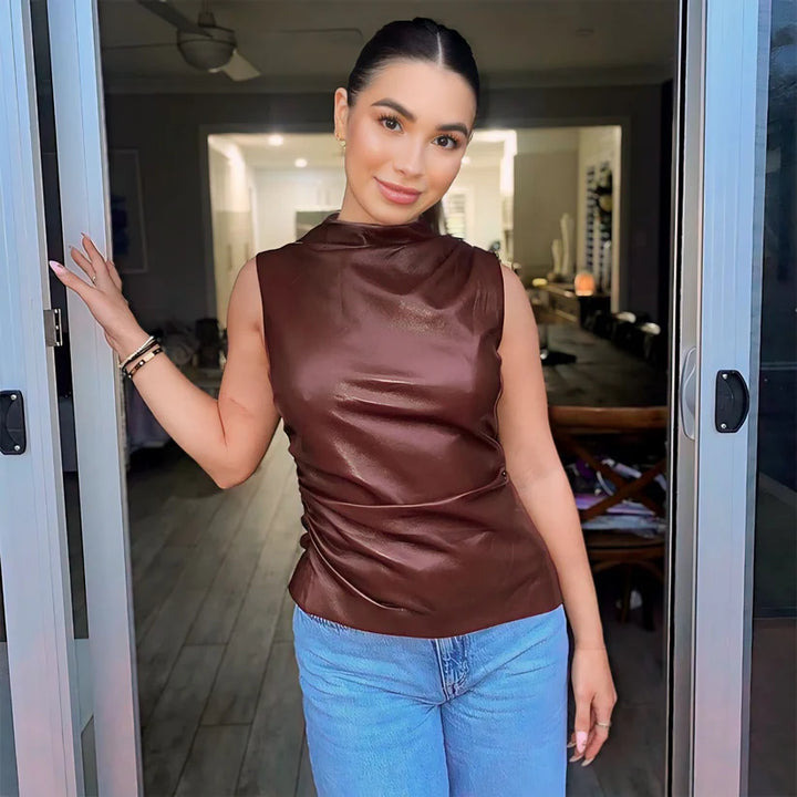 Model wearing Isla Top – casual cropped summer tee in breathable cotton-poly blend by Santori The Label.