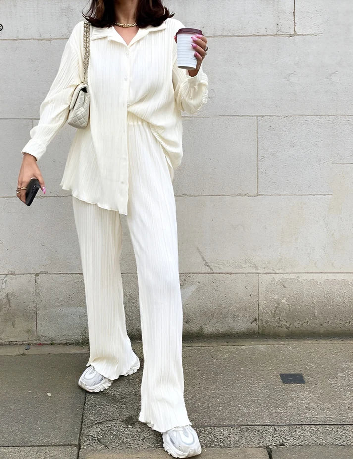 Model wearing Nicole Set – casual two piece matching set for women with relaxed fit, by Santori The Label